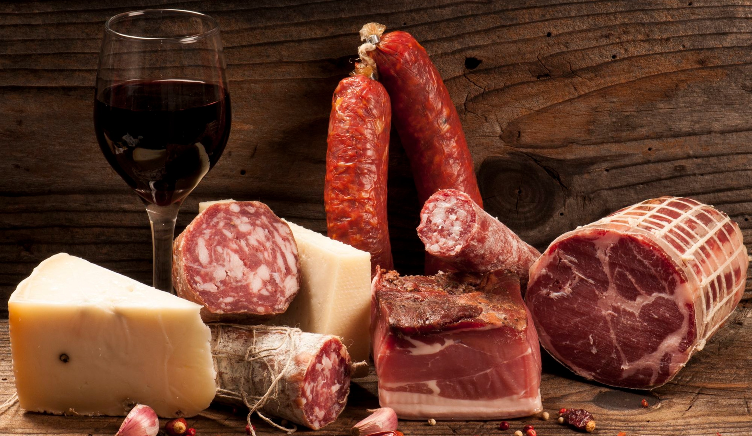 Мясо и вино