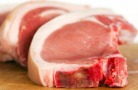 За год средняя розничная цена свинины на кости выросла на 7,7%