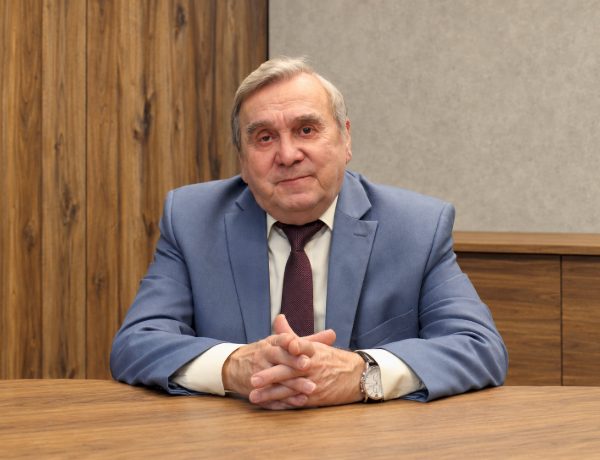 Александру Ивановичу Жаринову — 85 лет
