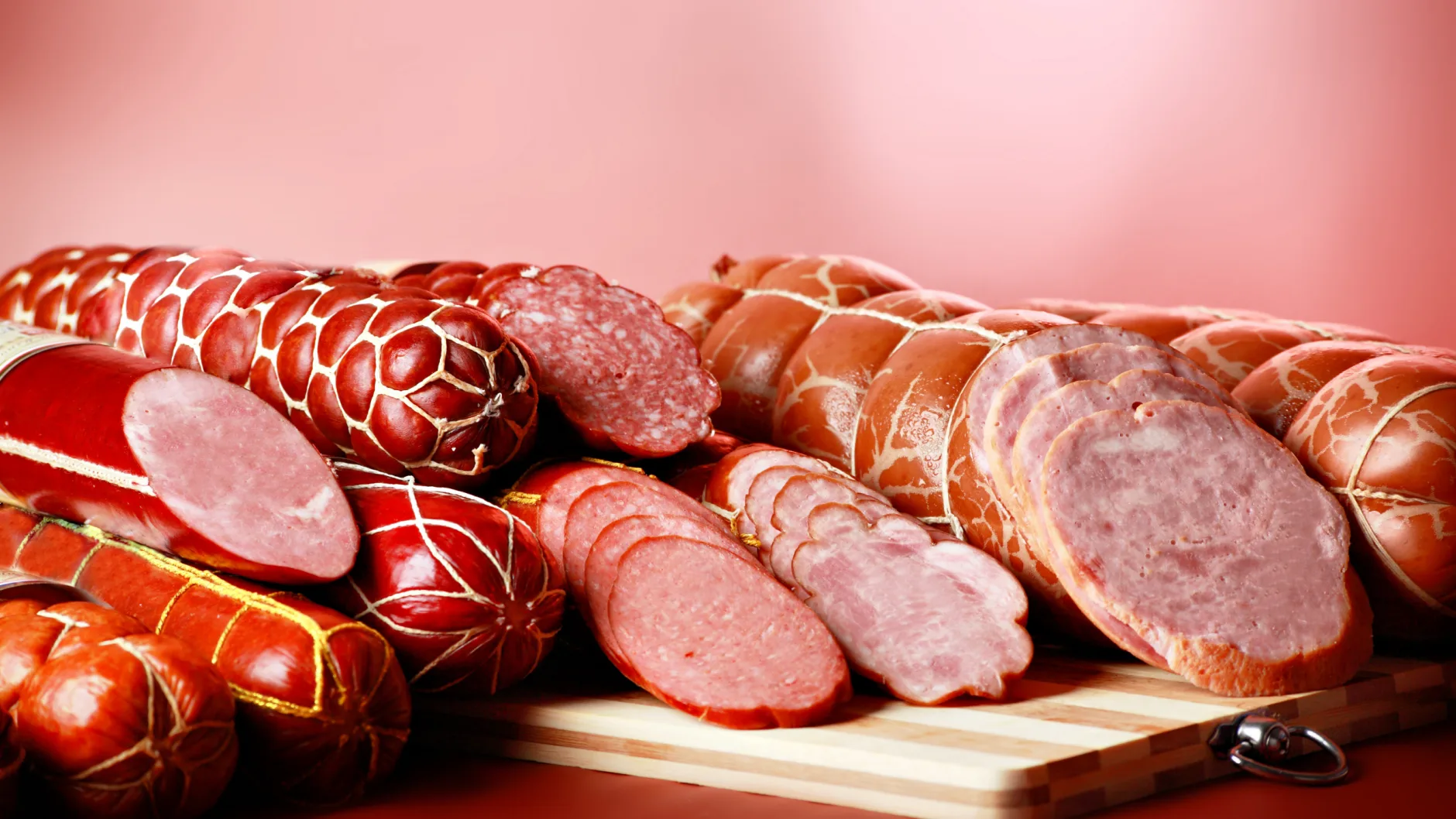 Обзор новостей и событий мясопереработки и животноводства за 19-ю неделю (9-13 мая 2022 г.)