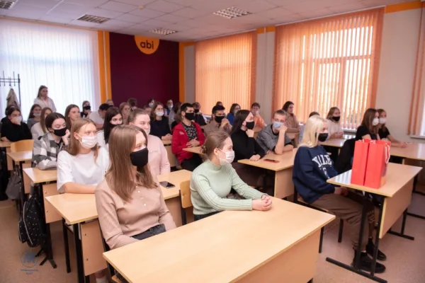 В I квартале 2022 года профессиональное обучение прошли 320 сотрудников Аби
