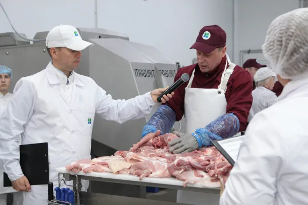 "Окраина" выбрала лучшего обвальщика мяса