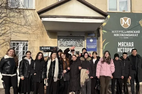 Махачкалинский мясокомбинат провел экскурсию для школьников