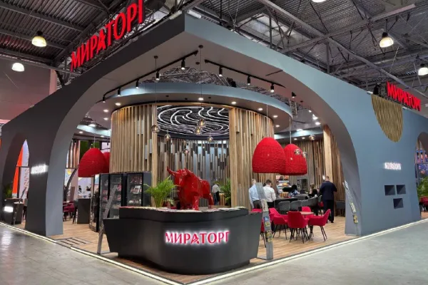 Новинки от «Мираторга» на ПРОДЭКСПО-2026, включая «бургерную на дому»
