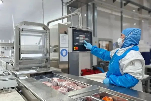 «Омский бекон» наращивает производство продукции маринадной группы