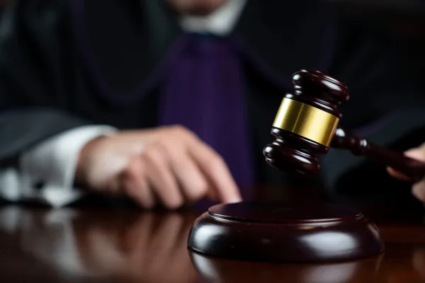Суд вынес обвинительный приговор бывшему руководителю Уярского мясокомбината